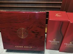 -回收名酒洋酒烟酒冬虫夏草礼品(上海总店)