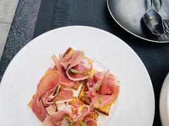 -wineapp葡萄酒餐吧(外滩金融中心店)