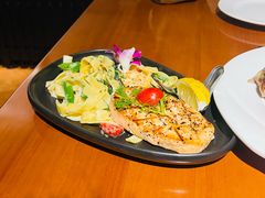 -申德勒加油站西餐厅(日坛路总店)