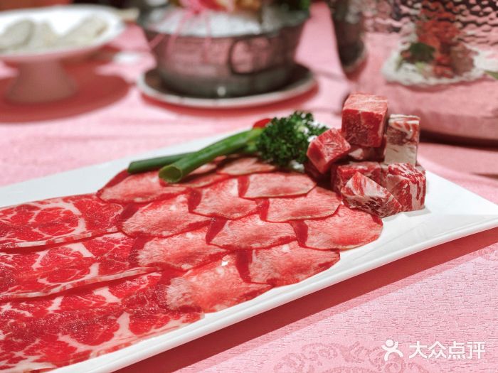 行家海鲜火锅酒家(静安寺店)牛肉拼盘图片