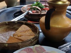 -银同牦牛肉火锅