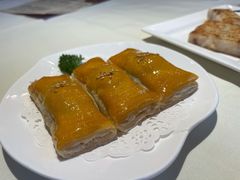 蜜汁叉烧酥-利苑酒家(华熙国际店)