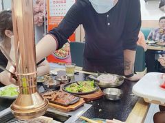 -臻牛烤肉