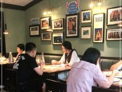 大堂-前海沿·青岛菜(李沧万达店)