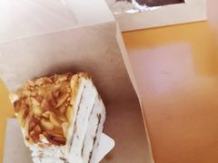 -星巴克臻选(南京金茂览秀城店)