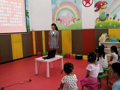 -海天商务大厦-地上停车场