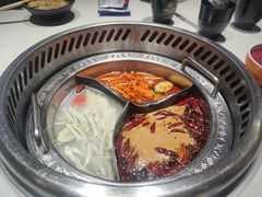 -钢管厂五区小郡肝串串香火锅(人民广场店)