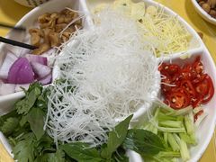 -官塘陈记鱼生·潮汕砂锅粥·牛肉火锅(潮枫路总店)