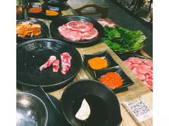 -哈哈碳都·牛肋条无限自助烤肉(台江万达店)