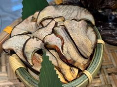 -慢丽江·云南野生菌土鸡锅(付家庄店)