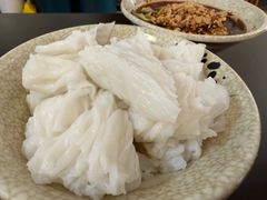 -余庆小吃(小吃一条街店)
