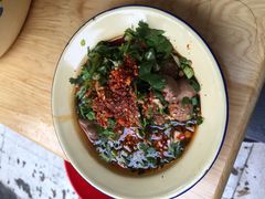 -拈签一笑黄牛肉辣卤串串
