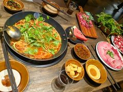 -贵厨酸汤牛肉(小十字店)