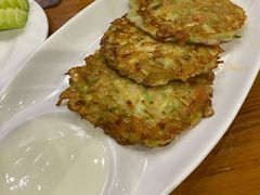 西葫芦饼配酸奶-TUK土耳其餐厅·下午茶(卢湾店)