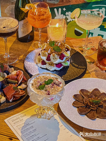 浪漫的不止晚霞还有静安寺旁这家Bistro！