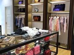 -Vivienne Westwood(上海来福士广场店)