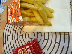 -汉堡王(颐和汇邻湾广场店)