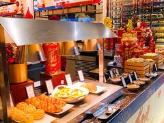 -广州万富希尔顿酒店·感趣自助餐厅·金秋蟹宴生蚝海鲜刺身