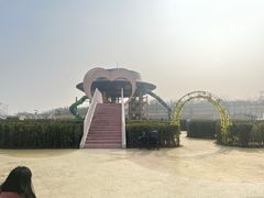 -红山体育乐园
