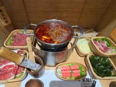 -独食火锅·半米屋台(直营总店)
