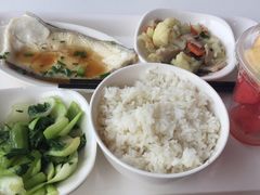 -浦东图书馆读者餐厅