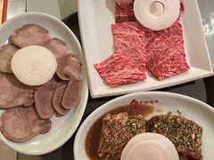 -萨拉伯尔(燕莎友谊商城店)