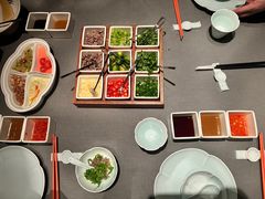 -左庭右院鲜牛肉火锅黑金店(陆家嘴中心店)