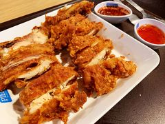 -Pier 21 (Terminal 21 Asok)