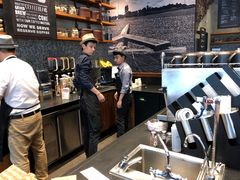 -星巴克臻选(北京嘉里中心第二店)