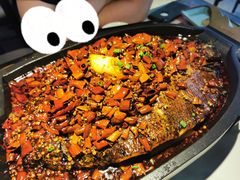 -江边城外烤全鱼(世茂广场店)
