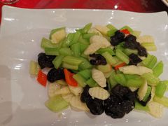 西芹木耳炒淮山-稻香酒家(天河城店)