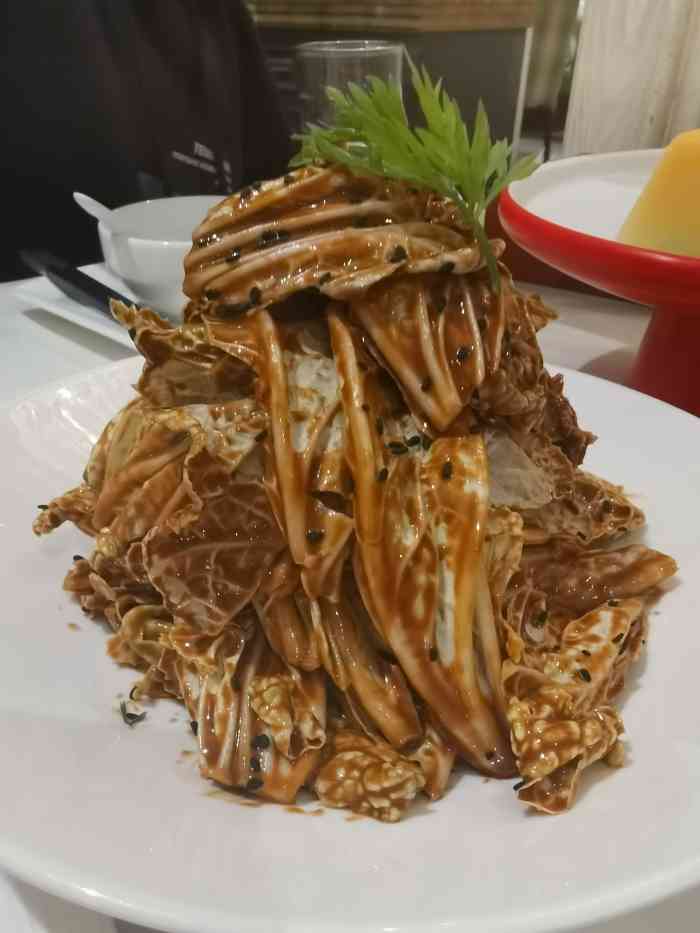 大鸭梨烤鸭店(左家庄店)-"实惠的老牌餐厅,连锁店众多.第一次来左家.