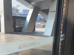 -麦当劳(国家体育场南路店)