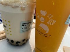 -喜茶(迪士尼小镇DP店)