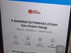 -Bánh Mì Huynh Hoa