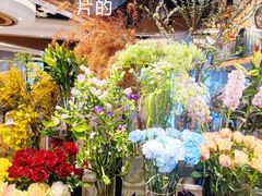 -谷莠子花艺气球派对·绿植造景·花艺沙龙(东海缤纷天地店)