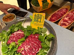 -左庭右院鲜牛肉火锅(金山万达店)