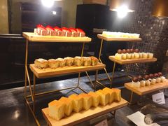 -岷山饭店-芝芝自助餐厅