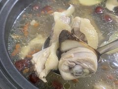 -花苑美食横琴生蚝火锅(拱北粤华路店)
