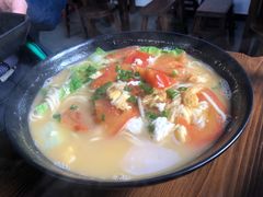 番茄炒蛋盖浇面-家烧面馆【南山路知名经典面食】