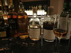 -DM Distiller & Mixologist Whisky Cocktail Bar