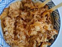 -吉野家(秀谷店)