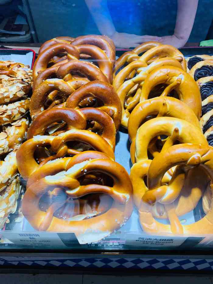 abendbrot 德国扭结饼(龙之梦购物中心店)