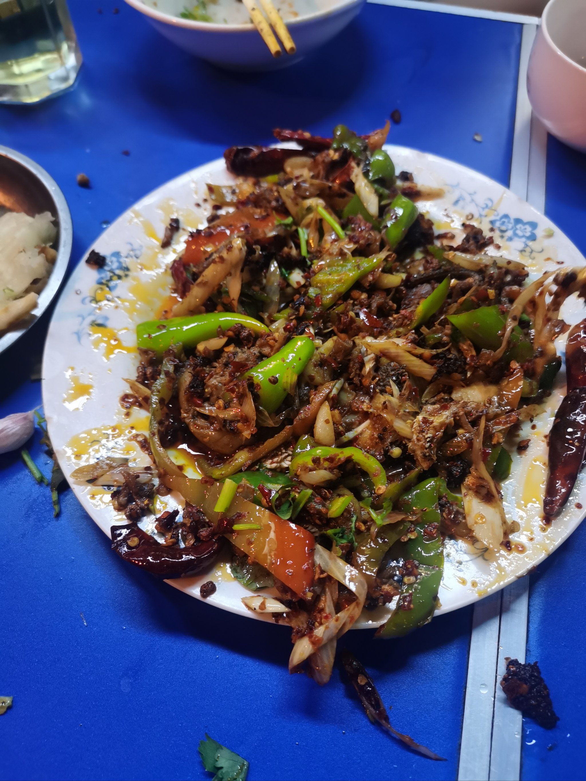 延安火车站旁边,绥德羊杂碎,非常好吃,而