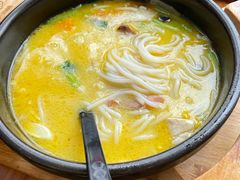 -桥香园过桥米线(国贸店)