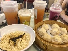 -食惠里小笼包面馆(越秀店)