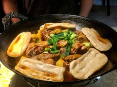 地锅鸡-眷江南之小蓝鲸(王府大街店)