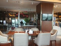 -以岭健康城·凯旋门大酒店-怡梦音乐西餐厅