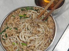 -正宗杨记普洱酸醋米线(总店)