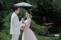 -喜爱高定婚纱摄影